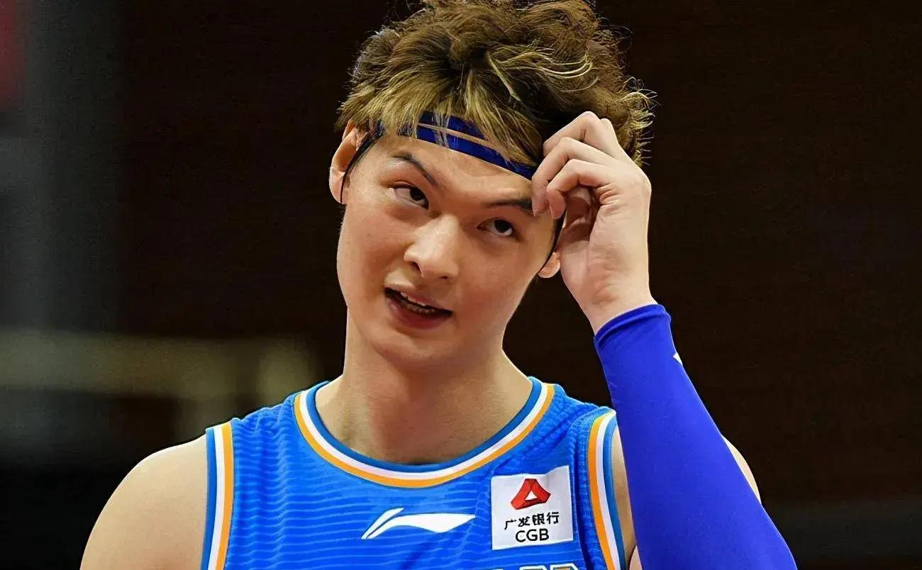 国王轻取灰熊,王哲林惊艳四座 国王轻取灰熊,王哲林惊艳四座